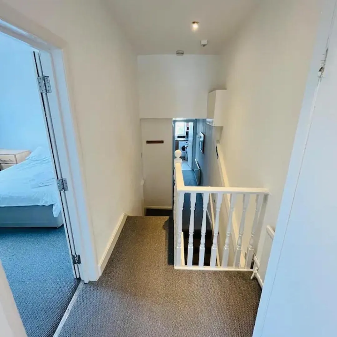 Spacious 3 Bed Flat In Greenwich Apartment London